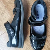 Обувь, размер 35 — knee pad, sandal, Loafer (photo 1)
