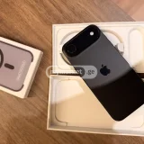 iPhone Air — iPod, remote control (photo 4)