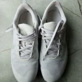 Кроссовки б/у — running shoe, sandal (photo 3)
