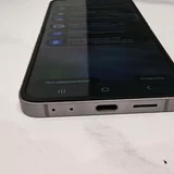 Samsung Galaxy Z Flip 6 — radio, modem, CD player (photo 1)