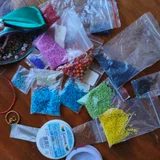 Набор для бисероплетения: бисер, леска и иголки — plastic bag (photo 1)