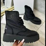 Одежда и вещи пакетом — Loafer, cowboy boot, knee pad (photo 5)
