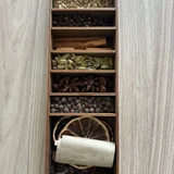 Набор специй для глинтвейна в деревянной коробке — toilet tissue, bookcase, plate rack (photo 2)