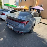 Hyundai Elantra 2022 седан — sports car (photo 4)