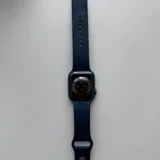 Apple Watch Series 7 32GB — digital watch, can opener, letter opener (photo 2)