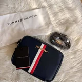 Сумка Hilfiger Denim с солнцезащитными очками — sunglass (photo 2)