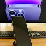 iPhone 14 Pro Max 256GB Deep Purple — laptop, notebook, remote control (photo 1)