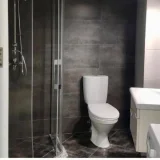 Квартира 64 кв.м на ул. Шартава 10 — toilet seat, shower curtain (photo 5)