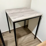 Рейл алюминиевый с вешалками — dining table, folding chair (photo 1)