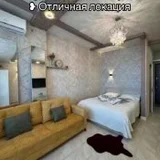 Студийный диван — studio couch (photo 1)