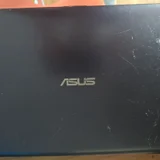 Ноутбук Asus K551L — digital clock, computer keyboard (photo 2)
