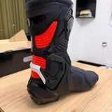 Мотоботы Alpinestars SMX Plus v2 Vented Boots — knee pad, neck brace, backpack (photo 4)