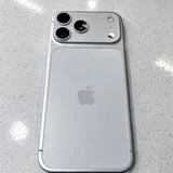 iPhone 17 Pro Max — remote control, iPod (photo 1)