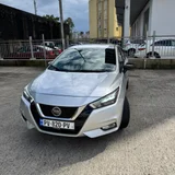 Nissan Versa 2020 — sports car (photo 1)