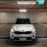 KIA NIRO 1.6 Hybrid — sports car, convertible (photo 1)