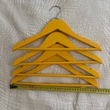 Детские вешалки (деревянные и пластиковые, набор) — packet, handkerchief, hook (photo 3)