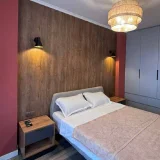 Квартира 1+1 на Шартава 18 — studio couch, wardrobe (photo 4)