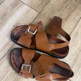 Женские босоножки и мужские кроссовки — sandal (photo 1)