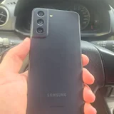 Samsung S21 FE (Snapdragon, американская версия) — cellular telephone, iPod, remote control (photo 1)