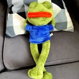 Плюшевый лягушонок 45 см Pepe the frog — balance beam (photo 4)