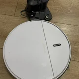 Робот-пылесос — CD player (photo 1)