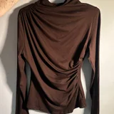 Велюровый лонгслив — abaya, overskirt, gown (photo 2)