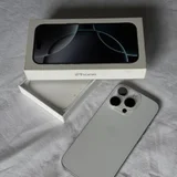 iPhone 16 Pro 256 GB — scale, iPod (photo 1)