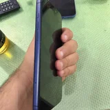 iPhone 17 Pro Max — screwdriver, window screen (photo 3)