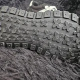 Женские кроссовки размер 35 — chain, clog, manhole cover (photo 5)