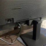 Монитор Samsung 24" S24D300GAI — upright, park bench, grand piano (photo 4)