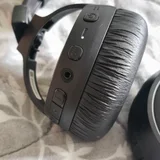 JBL Tune 670NC — reflex camera (photo 2)