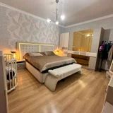 5-комнатная квартира 100 м² с мебелью и техникой — studio couch, four-poster (photo 1)