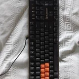 Игровая клавиатура Bloody B800 — remote control, Windsor tie, space bar (photo 1)