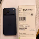 iPhone 17 Pro Max — hard disc, hand-held computer, iPod (photo 2)