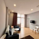 Квартира 1+1, 50 м² — home theater, four-poster (photo 3)