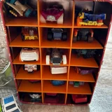 Гараж для машинок Hot Wheels — bookcase (photo 1)