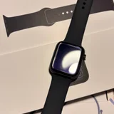 Apple Watch SE 3, 44 мм (photo 1)