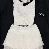 Одежда — hoopskirt, fur coat (photo 5)