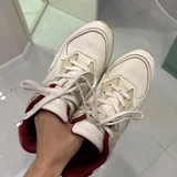 Кроссовки оригинальные 39 размер — running shoe, sandal (photo 1)