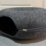 Бублик для кошки 50см — sunglass, sunglasses, purse (photo 1)