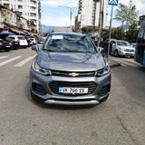 Chevrolet Trax — minivan (photo 2)