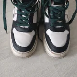 Обувь разная — saltshaker, sandal, running shoe (photo 4)