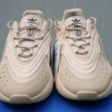 Кроссовки Adidas Ozelia Sand — running shoe, clog, saltshaker (photo 2)