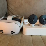 VR-гарнитура Meta Quest 3S — toaster, joystick (photo 1)