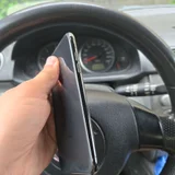 iPhone XS — car mirror (photo 3)
