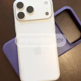 Мобильные телефоны Apple — scale, iPod, cleaver (photo 1)