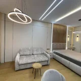 Студия — studio couch, four-poster (photo 1)