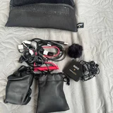 Микрофон RØDE Wireless GO II с кабелями, ветрозащитой и чехлом — ski mask, purse (photo 5)