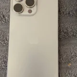 iPhone 15 Pro Max 512GB Natural Titanium — remote control, iPod (photo 3)