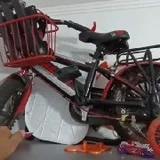 Детский велосипед с дополнительными колёсами — thresher, moped (photo 1)